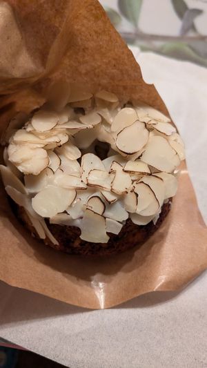 キャラメルバナナ at VENUTS - 用賀店 in Tokyo