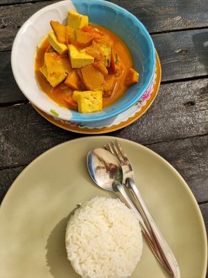 Pumpkin curry at Rainbow in Koh Phayam