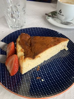 tarta de queso  at Cafe Mandala in Salamanca