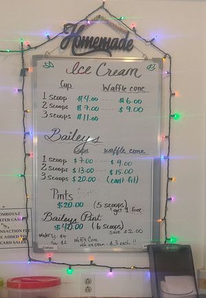 Price list at Bomboyaz in Placencia