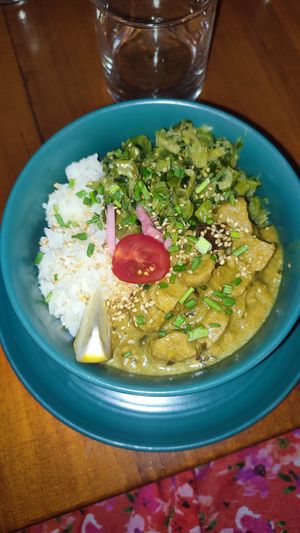 Curry thaï : PST, butternut, riz au jasmin at L'Endémique in Saint Pierre
