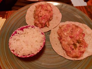 Taco vegetariano at Mezcalito in Sintra