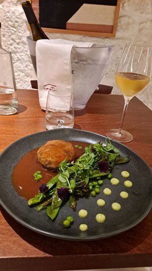 Mashroom chop at roots in Porto