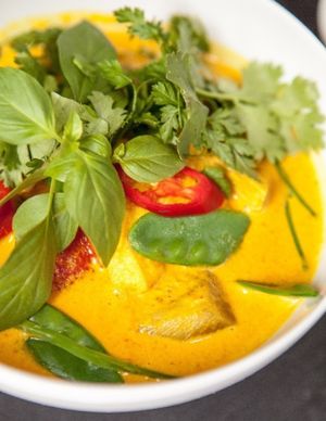 Thai Yellow Tofu Curry at Estrella in Prague