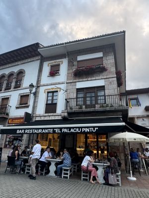   at El Palaciu Pintu in Cangas De Onis