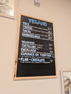 vegan menu at El Palaciu Pintu in Cangas De Onis