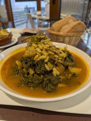 cabbage and beans stew at El Palaciu Pintu in Cangas De Onis