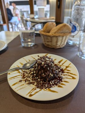 chocolate pudding at El Palaciu Pintu in Cangas De Onis