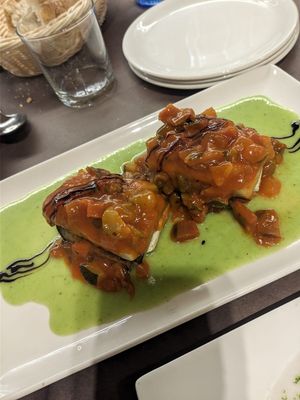 Milhojas at El Palaciu Pintu in Cangas De Onis