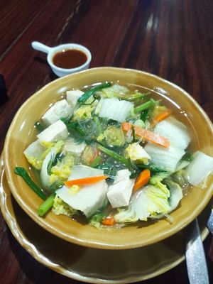 Yukisaki soup w tofu at Greenleaf Guesthouse & Tour in Pak Chong