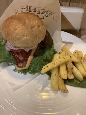   at Earthful Cafe Tokyo in Tokyo