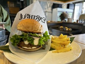 Teriyaki avocado   at Earthful Cafe Tokyo in Tokyo