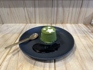 Matcha puddingg  at Earthful Cafe Tokyo in Tokyo
