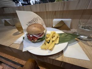   at Earthful Cafe Tokyo in Tokyo