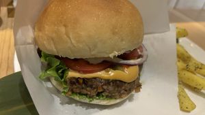 Green burger with friess  at Earthful Cafe Tokyo in Tokyo