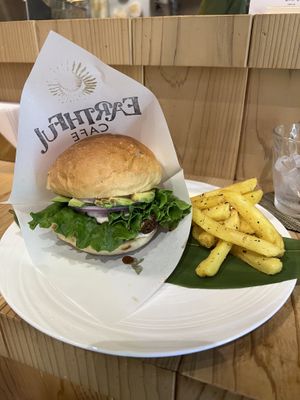   at Earthful Cafe Tokyo in Tokyo