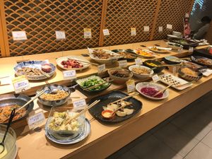 Buffet bar at Sai-Ji-Ki in Sapporo