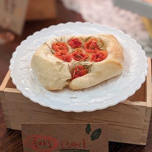 Vegan Tomato Rosemary Bread at Odd Bread in Jeju