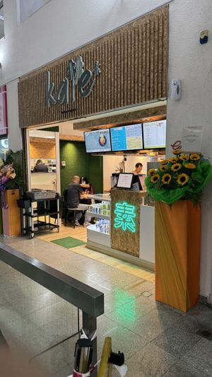 Exterior of the shop  at Kale by KangSu - Midpoint Orchard - 康素 in Central Singapore