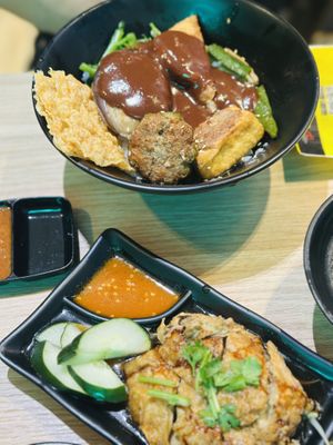   at Kale by KangSu - Midpoint Orchard - 康素 in Central Singapore