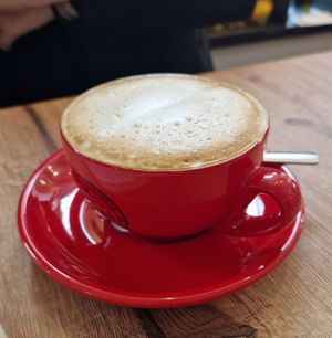 cappuccino with oat milk at Fifty Fifty in Zofingen