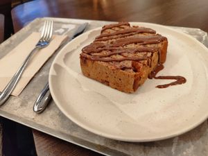 Banana Bread (warm and spoiled 🥳🤤🤤🤤) at Wild Bowls - Bleicherweg in Zurich