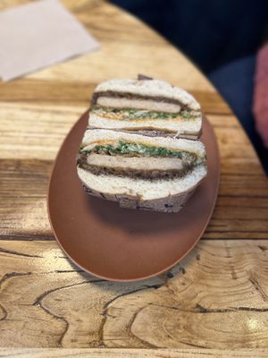 Burger (I forgot the name)   at Les Tontons Veg - Paradis in Paris