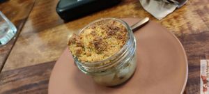 Crumble at Les Tontons Veg - Paradis in Paris