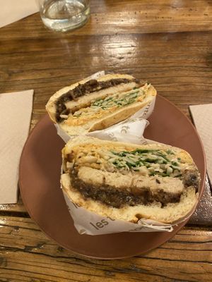   at Les Tontons Veg - Paradis in Paris