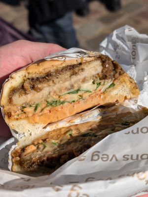  at Les Tontons Veg - Paradis in Paris