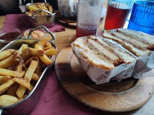  at Les Tontons Veg - Paradis in Paris