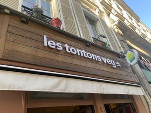 Signage  at Les Tontons Veg - Paradis in Paris