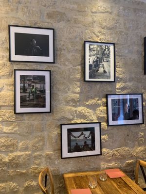 Art  at Les Tontons Veg - Paradis in Paris