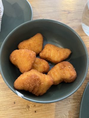 Nuggets x6  at Les Tontons Veg - Paradis in Paris