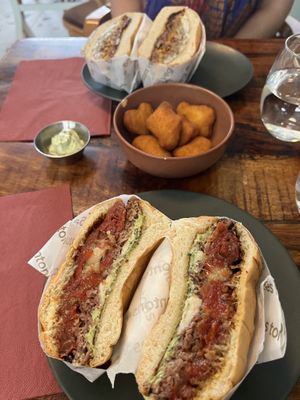   at Les Tontons Veg - Paradis in Paris