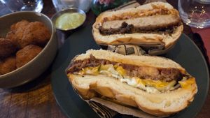 Cheeseburger and tonkatsu burger at Les Tontons Veg - Paradis in Paris