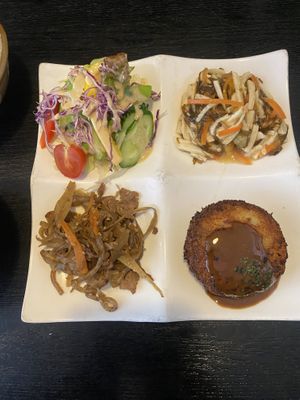 Side dishes  at Kinatei 喜菜亭 in Nara