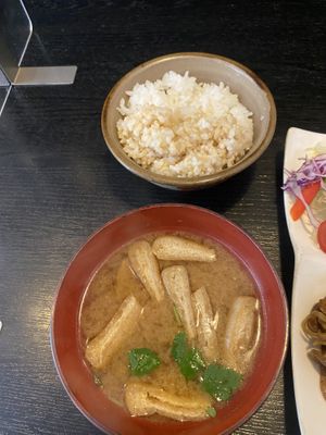 Tofu soup, half white rice half brown  at Kinatei 喜菜亭 in Nara