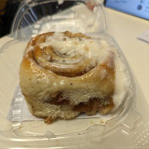 Apple pie cinnamon roll at That Bakery in Columbus