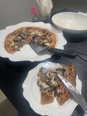   at dahlia dining - 달리아 다이닝 in Seoul