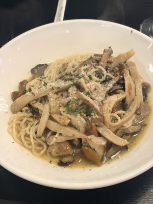   at dahlia dining - 달리아 다이닝 in Seoul