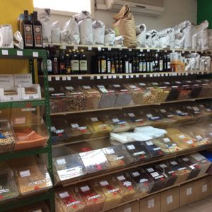 Spices, dried fruit at Zdravi dir in Split