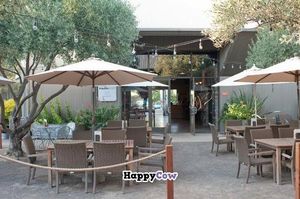 indoor and outdoor seating at Park 121 in Sonoma