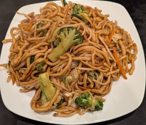 Stir-Fried Vegetarian Noodles (with no oyster sauce) at Chin's Kitchen in Portland