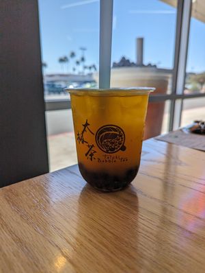 Fruit tea boba at Taichi Bubble Tea in Tucson