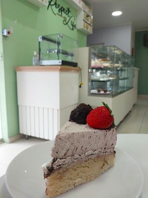  at Respect Life - Confeitaria in Bauru