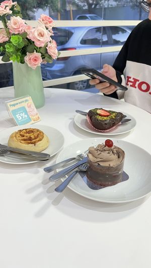   at Respect Life - Confeitaria in Bauru