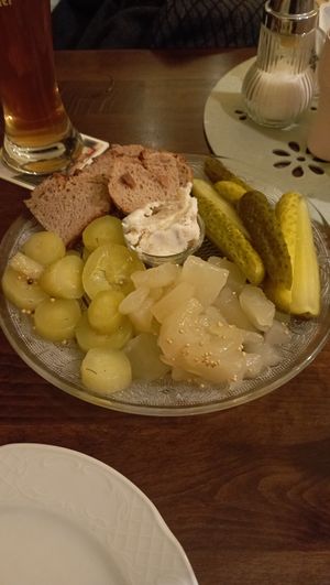 Pickle platter with vegan schmalz at Strubel's Gasthaus & Pension in Luebbenau