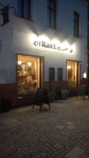 Exterior at Strubel's Gasthaus & Pension in Luebbenau