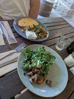 Scrambled tofu and mushroom bruschetta at Earthly Pleasures Cafe in Belgrave